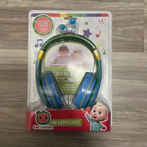 NIB eKids Cocomelon wired headphones